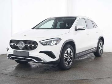 Mercedes GLA 180 — photo 9
