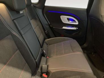 Mercedes CLA 350 AMG Line — photo 8