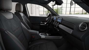 Mercedes GLB 220 Night Edition — photo 5