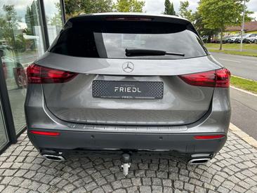 Mercedes GLA 200 Night Edition — photo 8