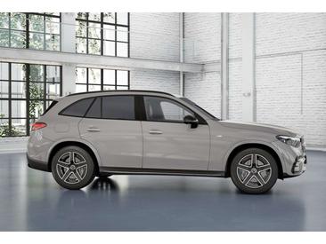 Mercedes GLC 300 — photo 8
