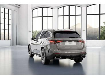 Mercedes GLC 300 — photo 14