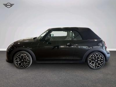 Mini Cabrio Favoured Cooper S