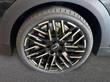 Mini Cabrio Favoured Cooper S — photo 9