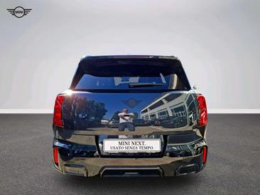 Mini Countryman JCW Electric — photo 15