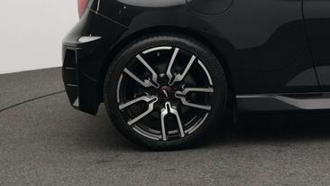Mini Cooper SE JCW — photo 10