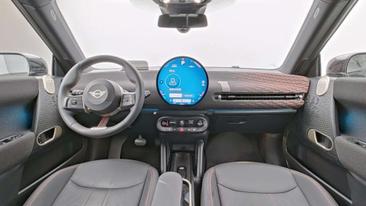 Mini Cooper SE JCW — photo 14