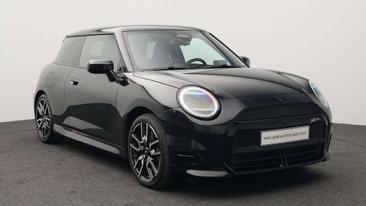 Mini Cooper SE JCW — photo 15