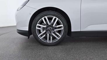 Mini Cooper E Classic — photo 10
