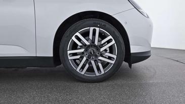 Mini Cooper E Classic — photo 13