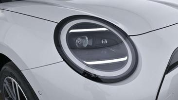 Mini Cooper E Classic — photo 18