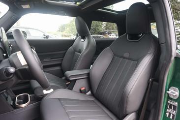 Mini Hatch Favoured Cooper — photo 10
