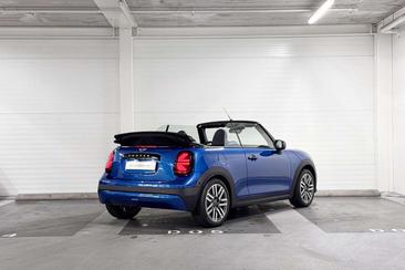 Mini Cabrio Favoured Cooper — photo 9