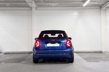 Mini Cabrio Favoured Cooper — photo 11