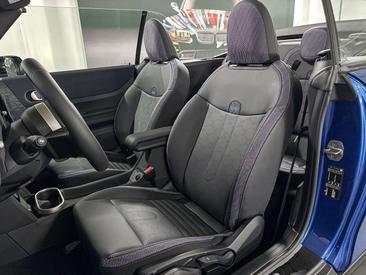 Mini Cabrio Favoured Cooper — photo 13