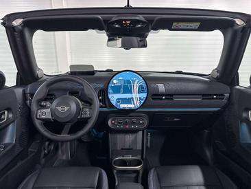 Mini Cabrio Favoured Cooper — photo 14