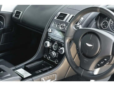 Aston Martin DBS I DBS V12 Coupe — photo 26