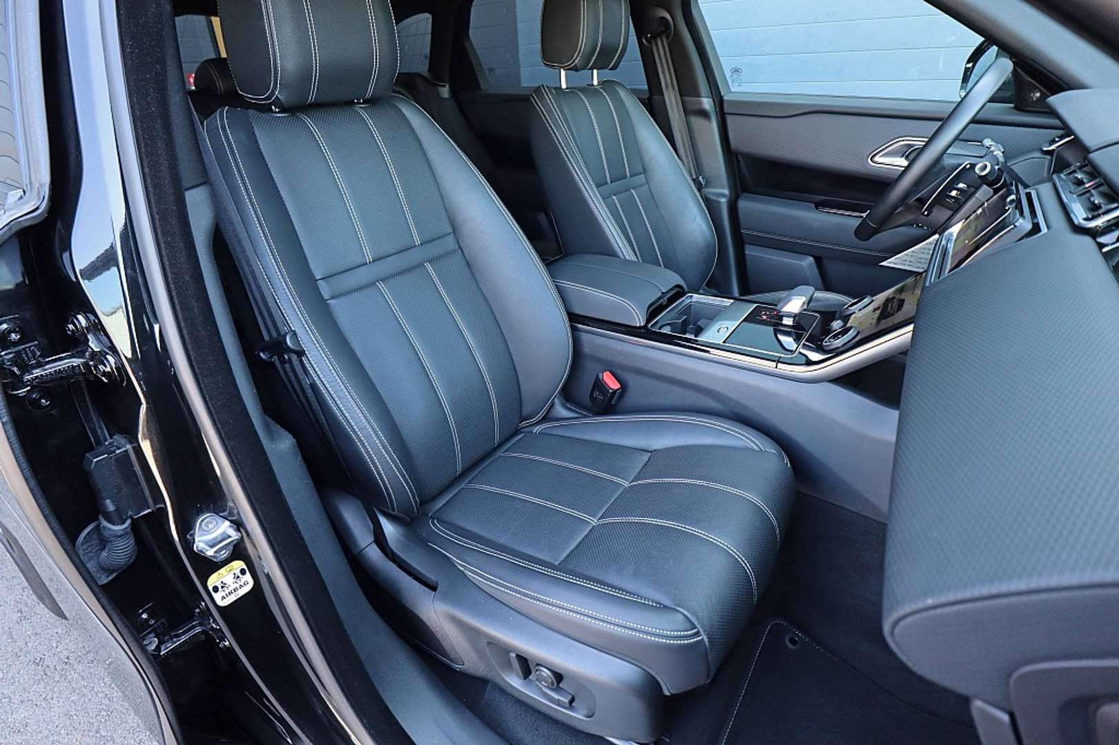 Land Rover Range Rover Velar P400e - 2022 - Joinsteer - #9