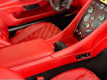 Aston Martin Vanquish II Vanquish Zagato Speedster — photo 22