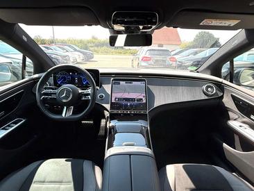 Mercedes EQE 350 — photo 11