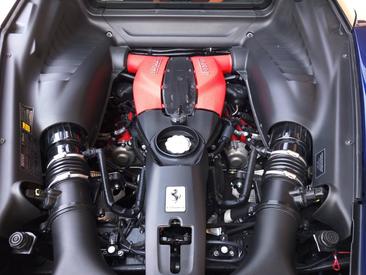 Ferrari F8 Tributo — photo 7