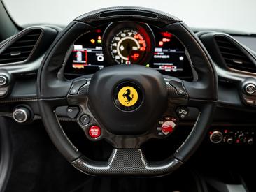 Ferrari 488 GTB — photo 7
