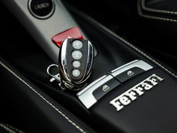 Ferrari 488 GTB — photo 15