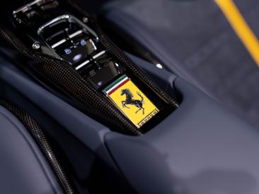 Ferrari 296 GTS — photo 11