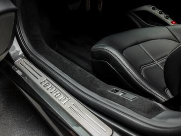 Ferrari 488 GTB — photo 20