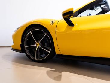 Ferrari 296 GTS — photo 41