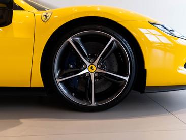 Ferrari 296 GTS — photo 45