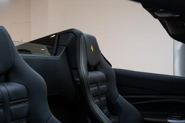 Ferrari F8 Spider — photo 21