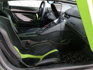 Lamborghini Aventador SV — photo 8