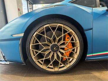 Lamborghini Huracán STO — photo 8