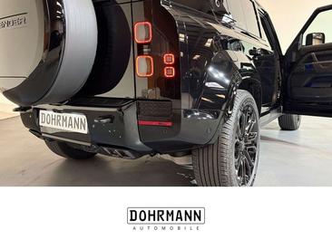 Land Rover Defender 110 OCTA Black Edition — photo 22