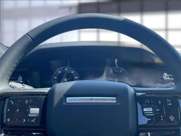 Land Rover Range Rover Velar D300 Dynamic SE — photo 12
