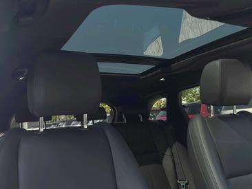 Land Rover Range Rover Velar D300 Dynamic SE — photo 22