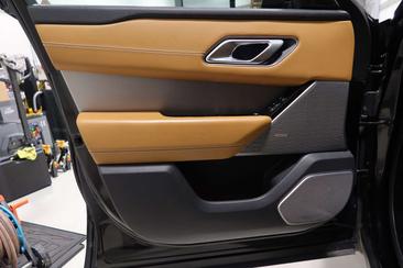 Land Rover Range Rover Velar R-Dynamic HSE 2.0 P400e — photo 14