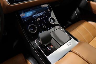 Land Rover Range Rover Velar R-Dynamic HSE 2.0 P400e — photo 19