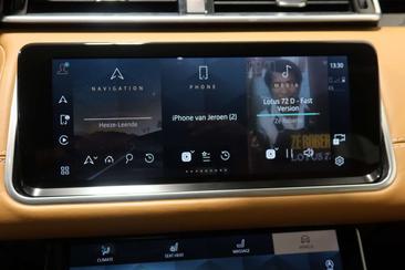 Land Rover Range Rover Velar R-Dynamic HSE 2.0 P400e — photo 24