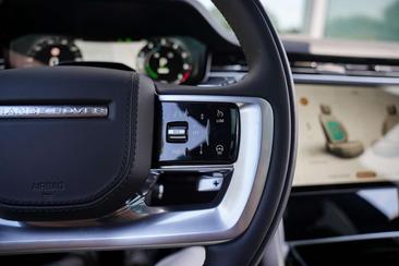 Land Rover Range Rover Autobiography 3.0 P550e — photo 12