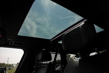 Land Rover Range Rover Autobiography 3.0 P550e — photo 17