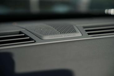 Land Rover Range Rover Autobiography 3.0 P550e — photo 23