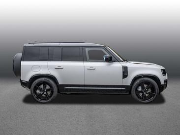 Land Rover Defender 110 D350 X-Dynamic HSE Satin Gris — photo 4