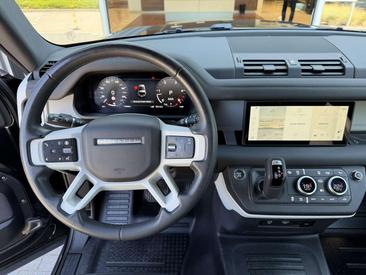 Land Rover Defender 90 D200 SE — photo 14