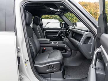 Land Rover Defender 110 D350 X-Dynamic HSE Satin Gris — photo 8
