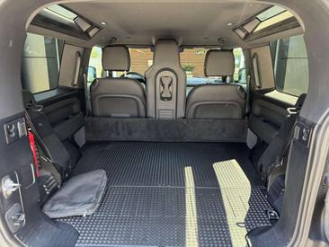 Land Rover Defender 90 D200 SE — photo 21