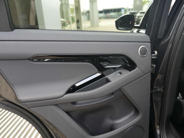 Land Rover Range Rover Evoque P270e PHEV AWD Dynamic SE | Black Pack | Cold Clim Gris — photo 22