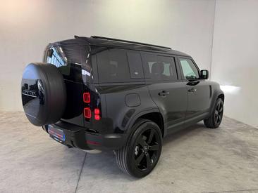 Land Rover Defender 110 X-Dynamic SE 3.0d I6 Mhev — photo 4
