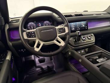 Land Rover Defender 110 X-Dynamic SE 3.0d I6 Mhev — photo 8
